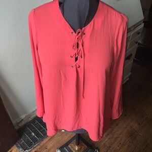 Karen Kane coral lace up peasant/boho blouse